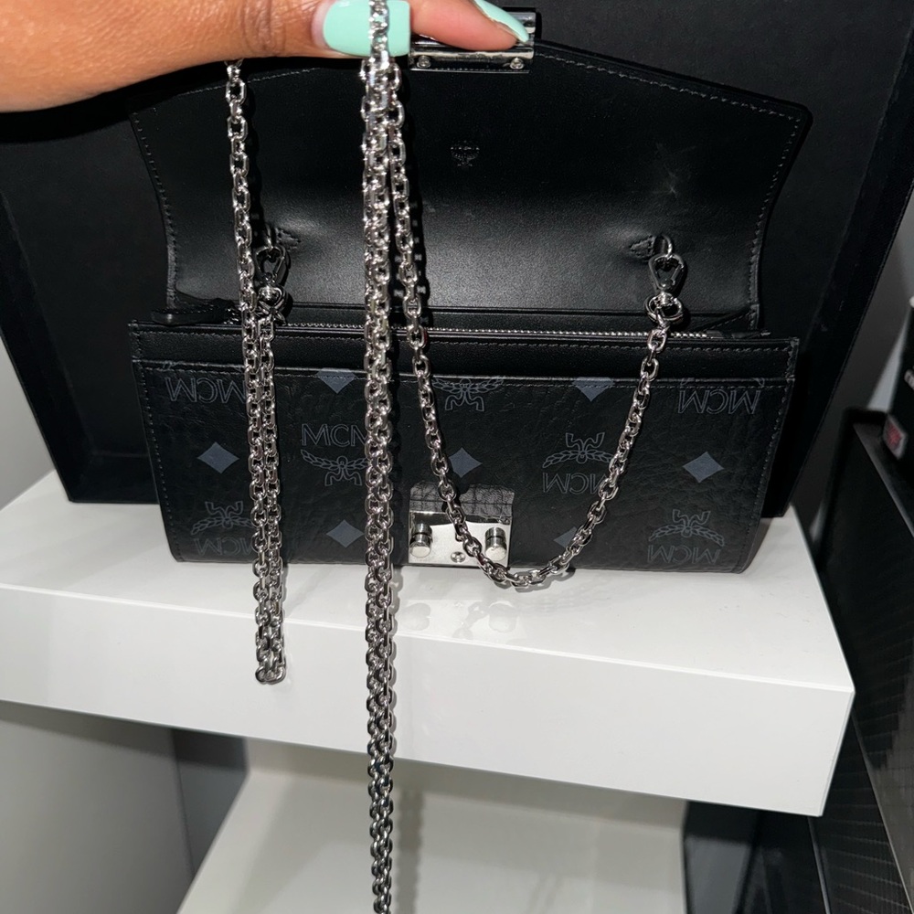 MCM Bag - Picture 3 of 4